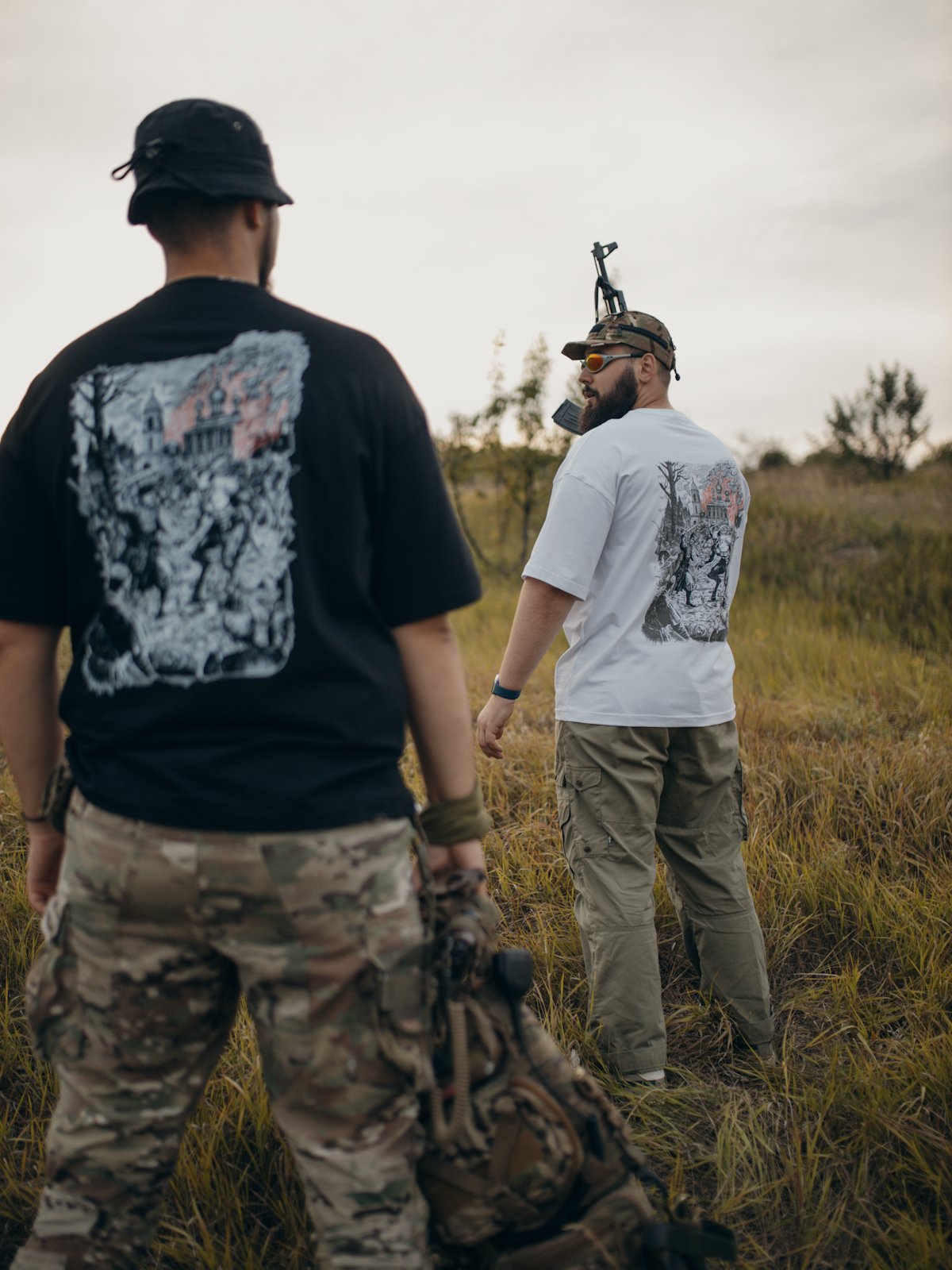 Футболка oversize "Мечем і вірою" - Зображення 3