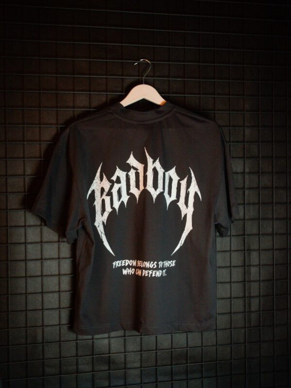 Футболка oversize “Forged in wartime”
