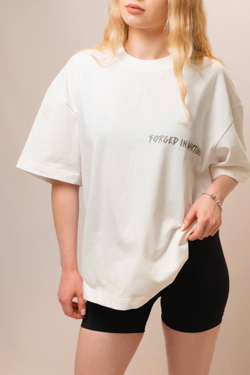 Футболка oversize “Forged in wartime” - Зображення 8