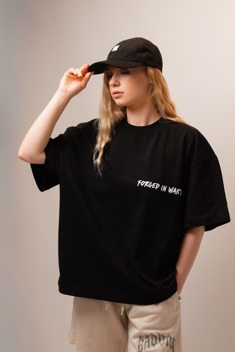 Футболка oversize “Forged in wartime” - Зображення 9